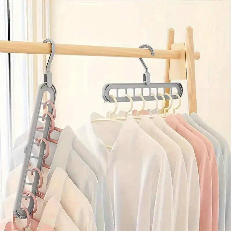 1 pcs Foldable Plastic Hanger
